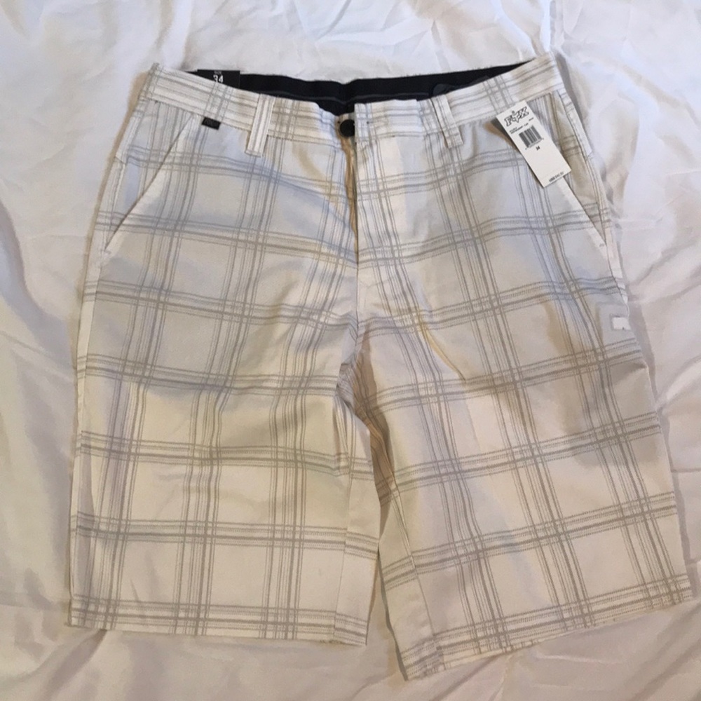Fox regular fit size 34 men’s shorts